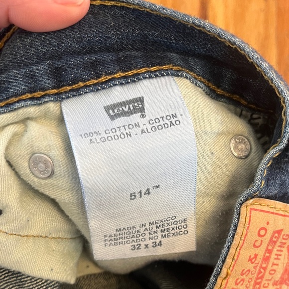 Levi's 514 Men's Dark Blue Straight-Leg Jeans- size 32x34 - Picture 3 of 10